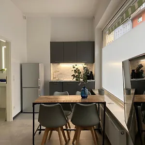 2-zimmer-appartment In Top-city-lage Mit Parken Und Klimaanlage , Norimberga Germania